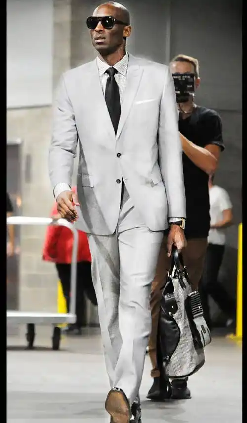 分享"蓝球界的神话—nba传奇巨星科比.