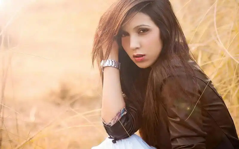 西方女性美女桌面壁纸(1/19)