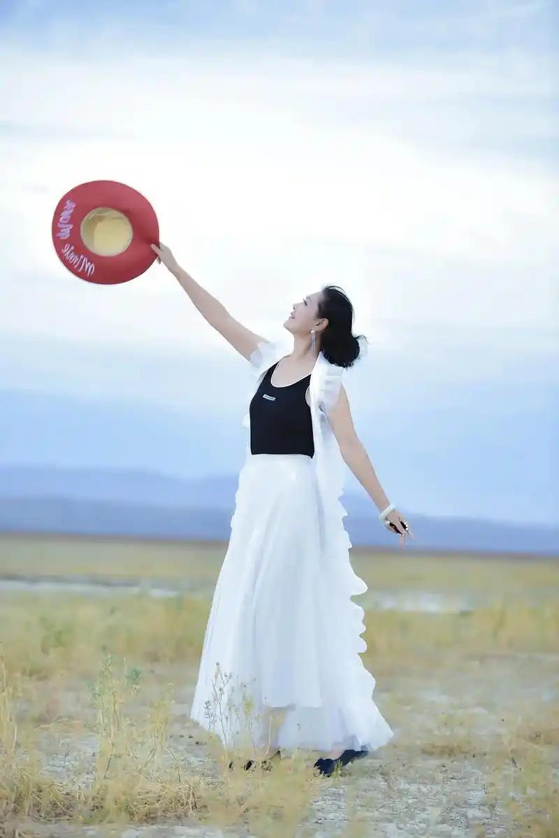 呼吸草原新鲜空气的感觉,坐着,躺着,站着皆可.这个姿势能够非 - 抖音