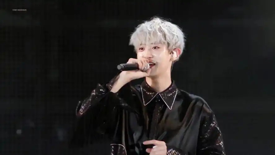 exo丨朴灿烈丨电脑尺寸高清壁纸丨王子殿下