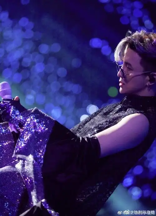 薛之谦新歌崇拜预告##薛之谦新歌崇拜