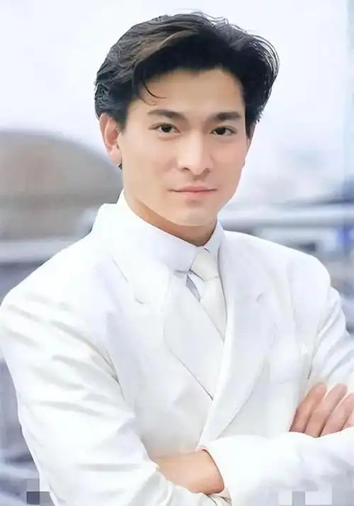 名人何其之多,但一说到名人,大家就会想到"刘德华"这个名字,他出道数