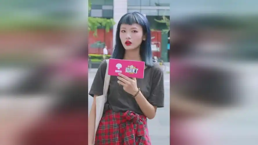 本菇的街头最美姐姐年度榜单来啦第四位真的好漂亮