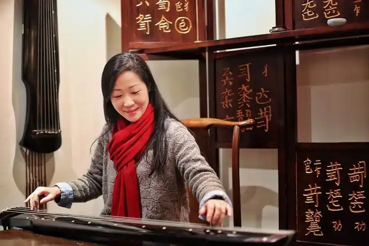 上古琴课是一种「约束」