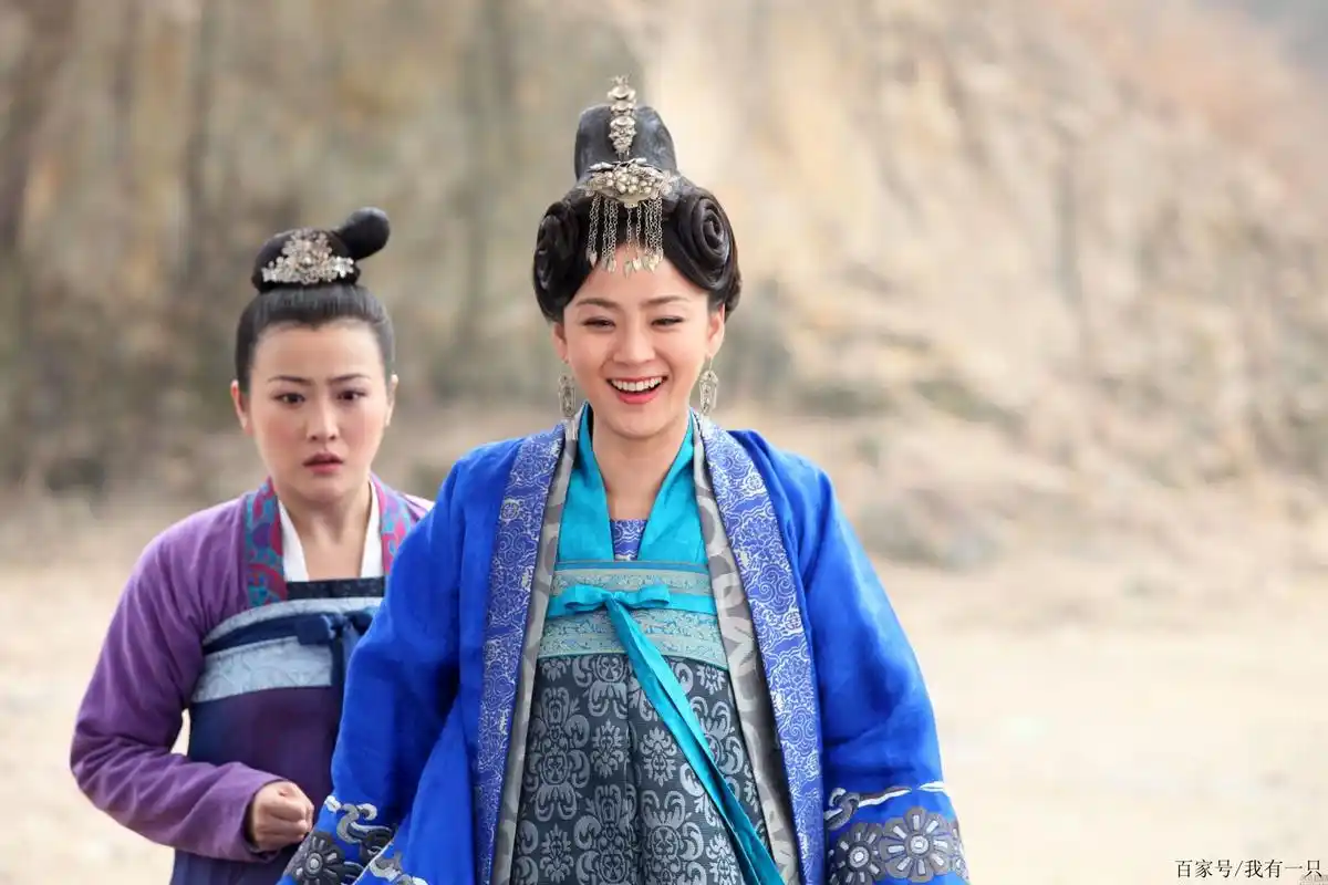 《倾世皇妃》不爱你的人便感动不了,马湘云满腔爱意却是一厢情愿