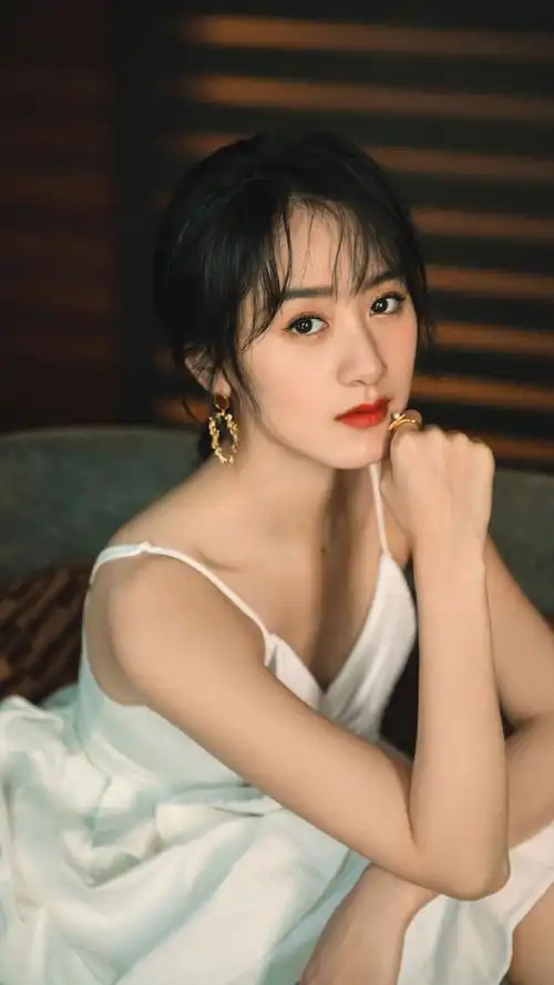 袁冰妍性感迷人写真手机壁纸