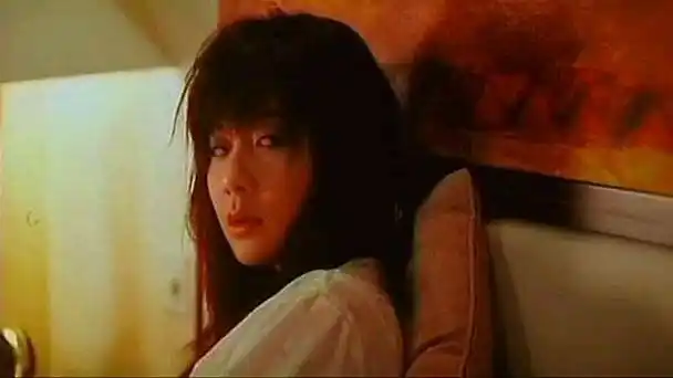 直到1983年与刘德华合作青春励志电视剧《奔向太阳》才开始担正,剧中