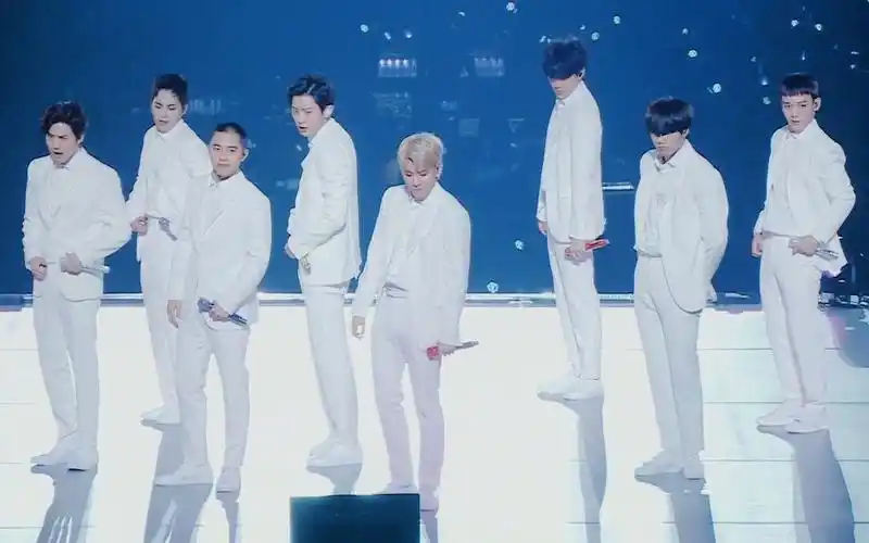 【蓝光现场】 exo -「lucky one 」- 弃子当自强