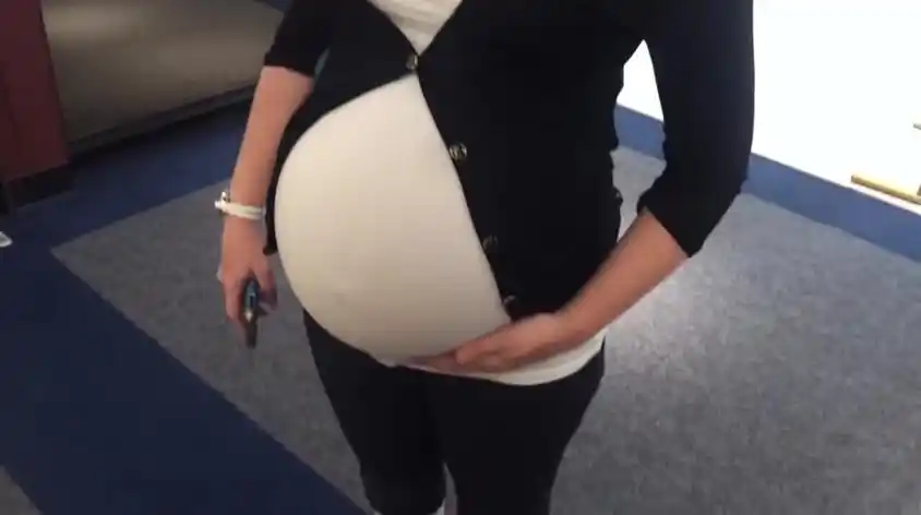 39天生一对:女主挺着个吓人的大肚子,居然是一对双胞胎呢快乐小宝宝8