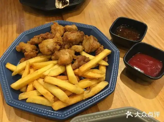 superboom爆爆大汉堡(和平大悦城店)小吃拼盘图片