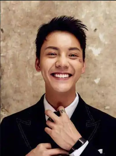 2020女生最爱的中国男明星排行榜黄晓明上榜网友你终于不油