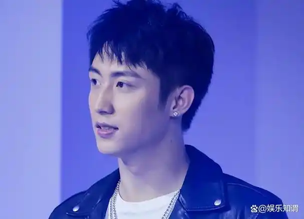 事实证明半路出道的黄景瑜已经走上了演员的另一条康庄大道