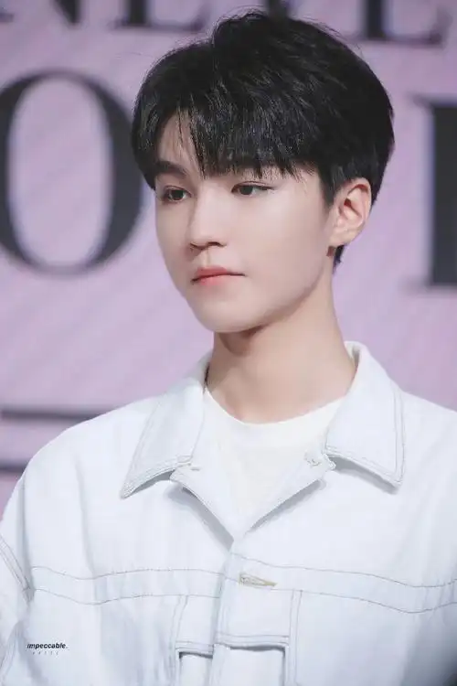 n年前今天的王俊凯