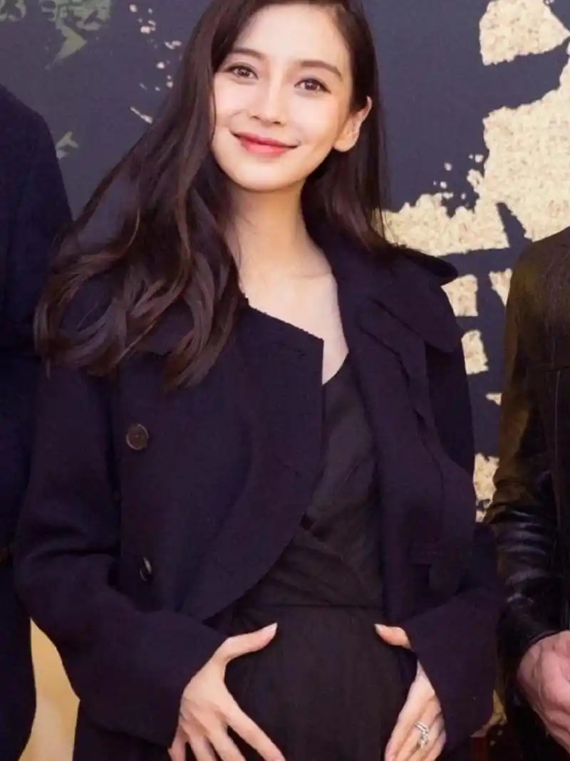 看张雨绮杨颖好像有点  听我怀孕的朋友说,怀孕的女人不仅肚子会变大