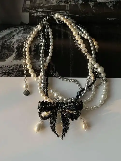 花筏notjusthim加甜金酒手工串珠重工项链黑色蝴蝶结珍珠元素