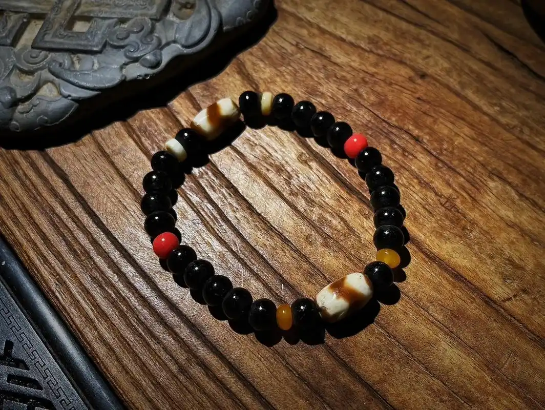 清代老料虎牙天珠佛珠手串