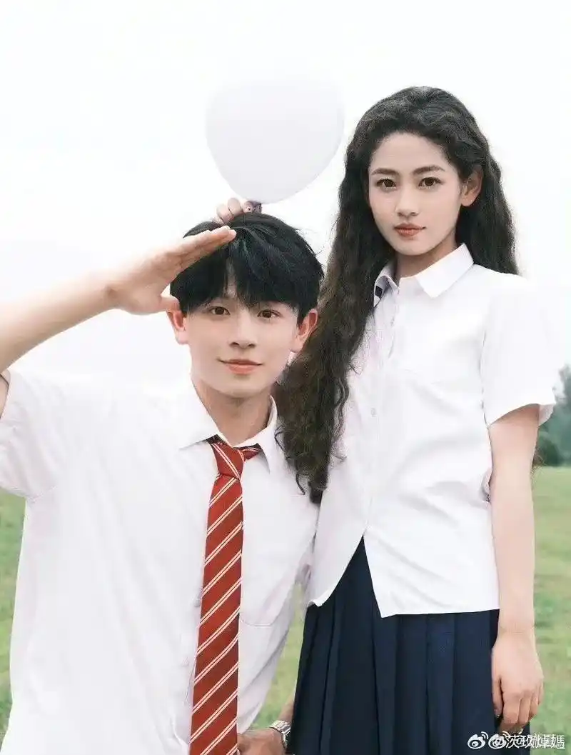 饭饭泽泽官宣啦!#怦然心动20岁 #怦然3也有自己的显眼 - 抖音