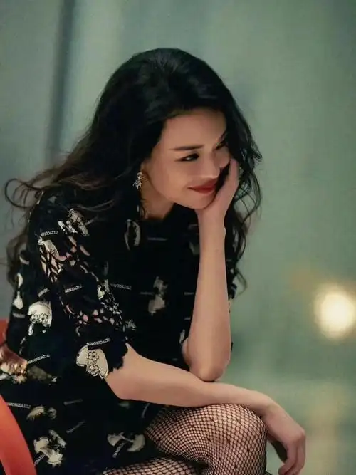 舒淇真的太美了感觉岁月未在她脸上留下任何痕迹