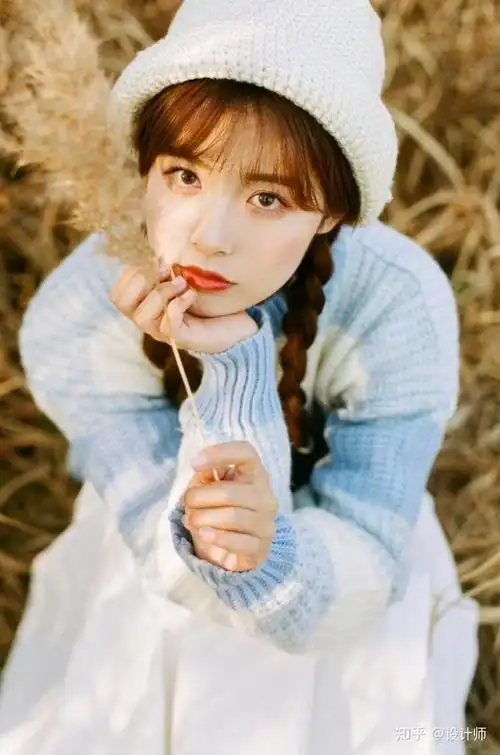 女生拍照通用的8个姿势任何场景都适合拍照自然也上镜