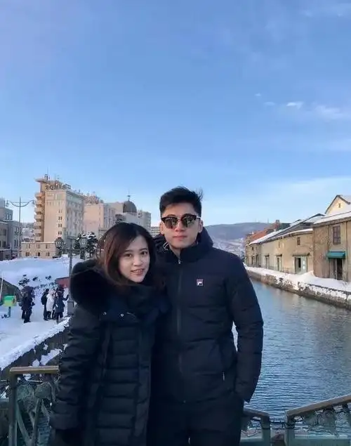 看这场百亿豪门联姻就懂了,他又不傻|丁世忠|李宁_网易订阅