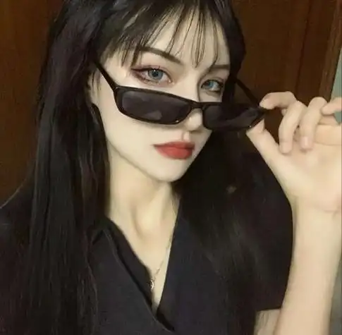 粉丝求图:0302拽姐霸气女生头像