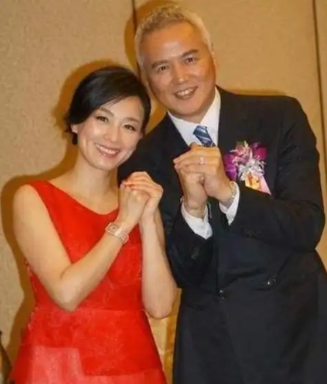 林瑞阳抛弃前妻娶张庭你以为是花心断情其实背后另有故事