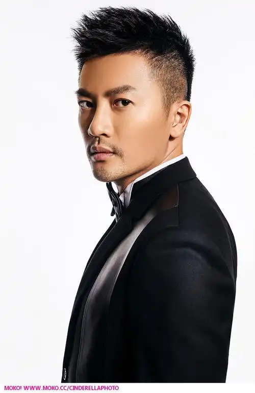 p>苏有朋,1973年9月11日出生于台湾省台北市,中国台湾男歌手,演员