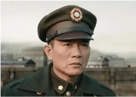 《大决战》中的"救火将军"杜聿明,既让人心疼又让人佩服