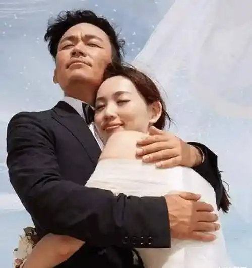 原创马蓉用4个字形容与王宝强的感情还称婚姻没有幸福感