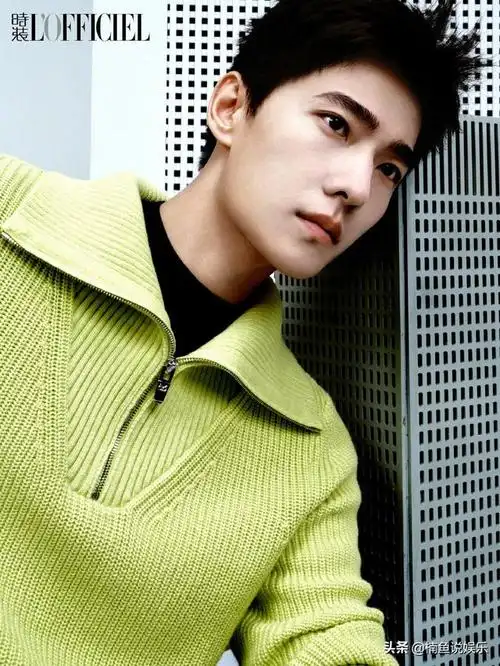 杨洋西装皮鞋帅照(杨洋拍的时尚写真好帅)(8)