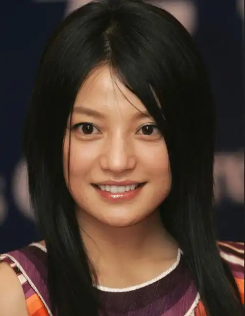 赵薇母亲晚年遭遇巨变儿子离婚女儿封杀丈夫因病去世