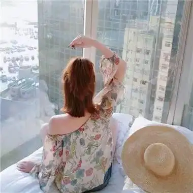 长发女生背影真人头像-女生头像 - 壁纸之家