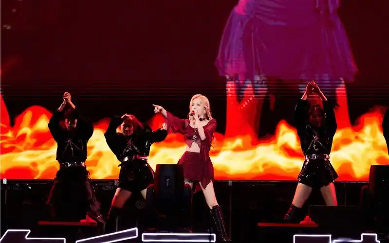 演唱会‖ 虽然看过无数次,但是当她再次表演我还是会觉得惊艳我的舞台