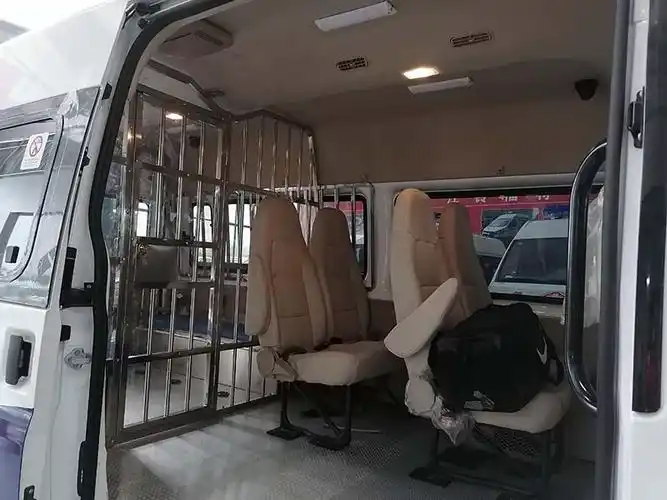 15人座囚车新时代全顺v348警用囚车优惠促销