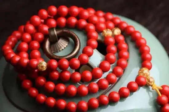 朱砂什么属相人戴比较好