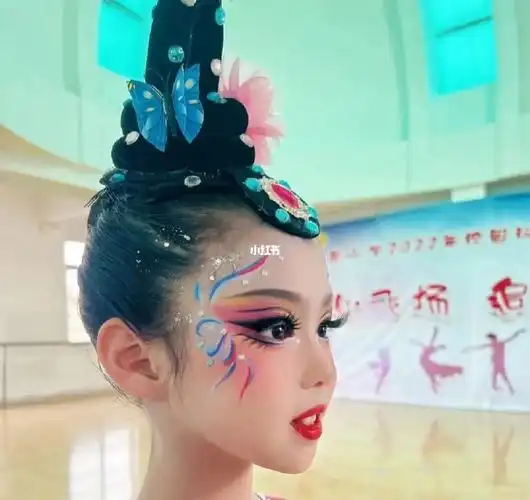 儿童舞台妆化妆