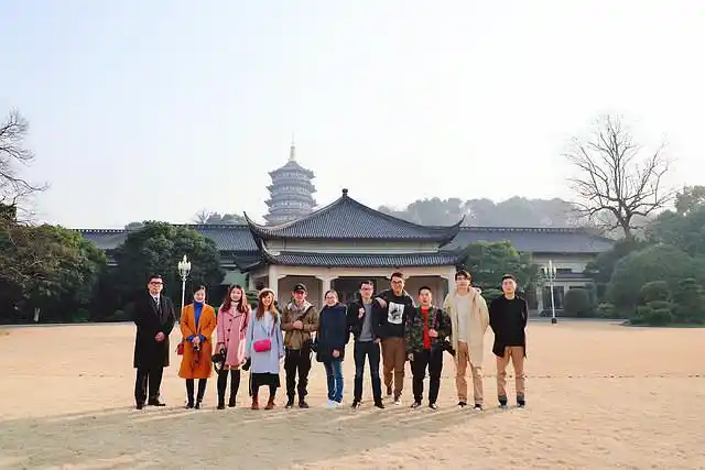 杭州西子宾馆g20峰会的会客大厅,墙上的国画竟然画错了一个地方