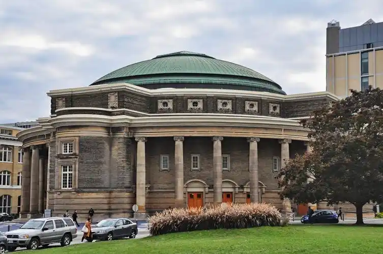 多伦多大学中央草坪所见古老校园风光_风景_poco摄影,加拿大