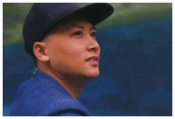 迟重瑞的老照片,风度翩翩的佳公子,和富豪妻子恩爱二十九年