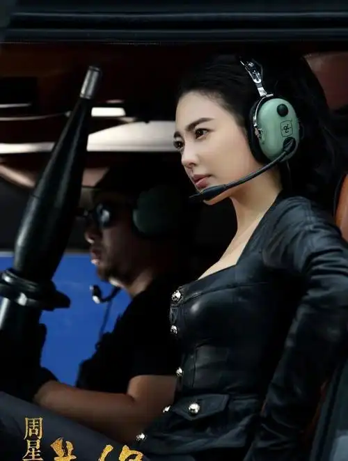 2016年美人鱼张雨绮饰演李若兰狠辣霸气美艳大方