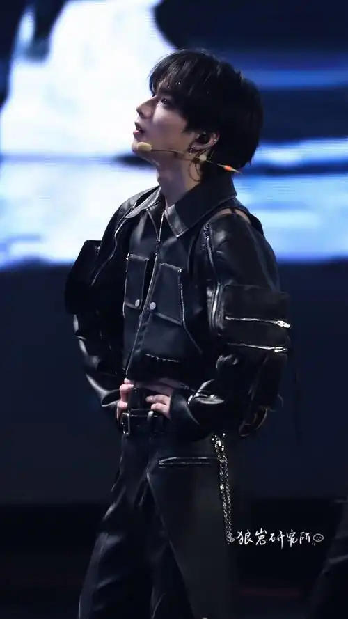 随机掉落一个18号的小哭包05@时代少年团-刘耀文#刘耀文叁重楼暨