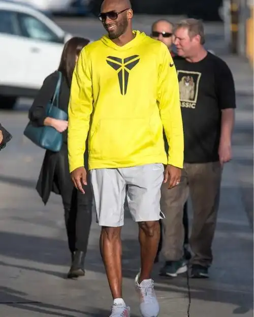 科比-布莱恩特上脚 nike kobe    elite 4kb"white horse"