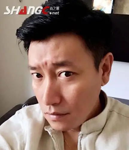 黄绮珊老公张鹰个人资料背景起底 黄绮珊与老公的关系怎么样?