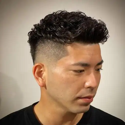 新时尚男士发型24款,越看越有型,简直帅炸了插图4