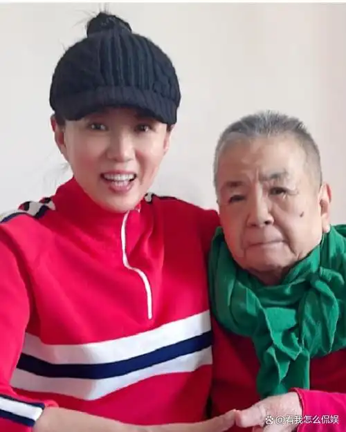 演员马丽:被丈夫宠爱32年,戏红人不红,但婚姻生活很幸福