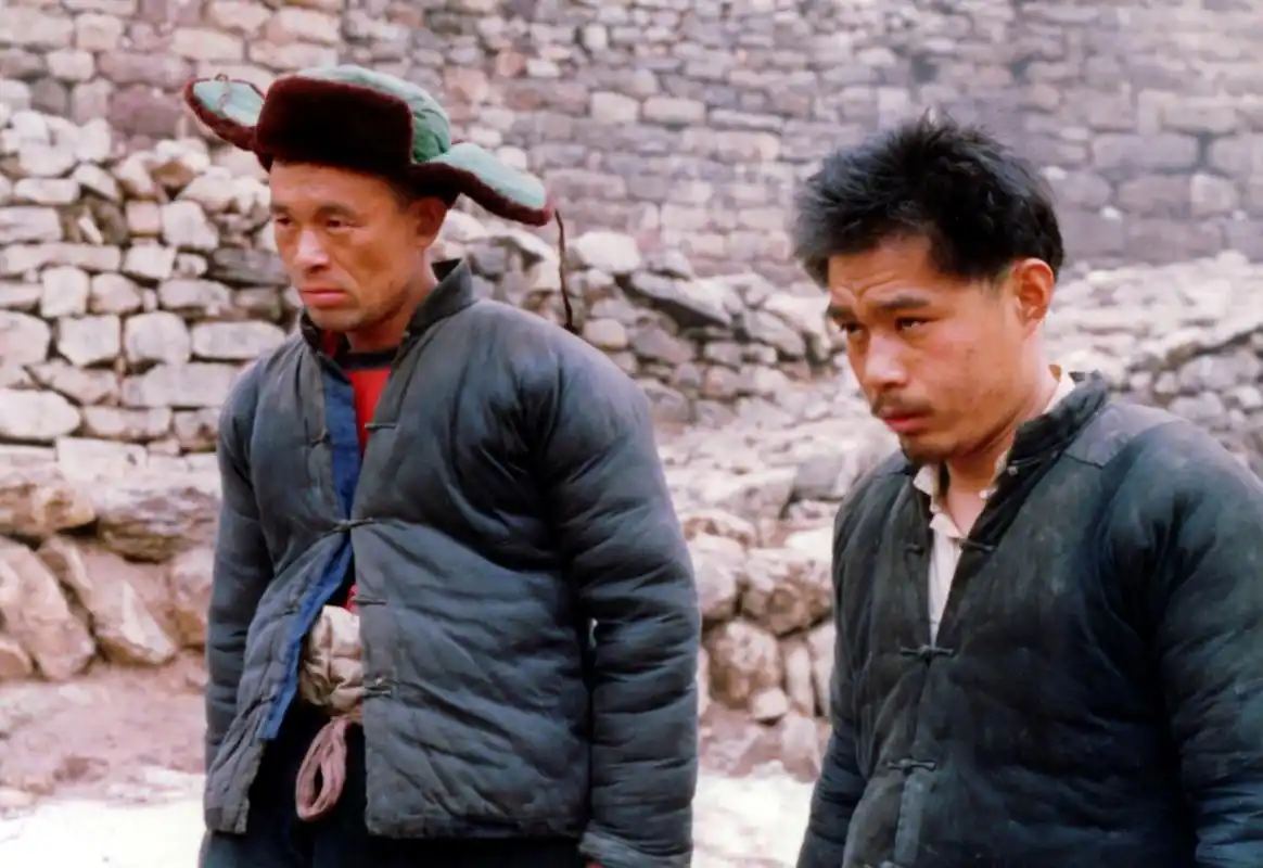 揭开中国旧社会农村的愚昧面纱,杀死人的不一定是刀(2)