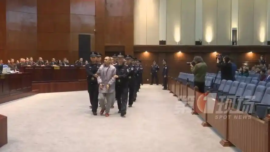 深圳一涉黑头目被判死缓,曾盘踞龙华片20多年._高杰