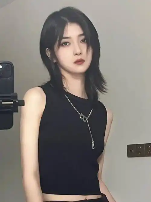 利落又爽快的锁骨碎发_锁骨