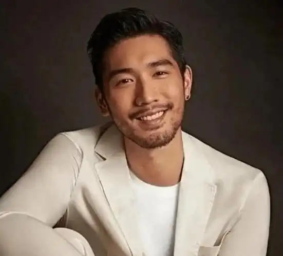 网络曝"3证"指责高以翔女友:动机不纯,消费高以翔_网友_生活_男人