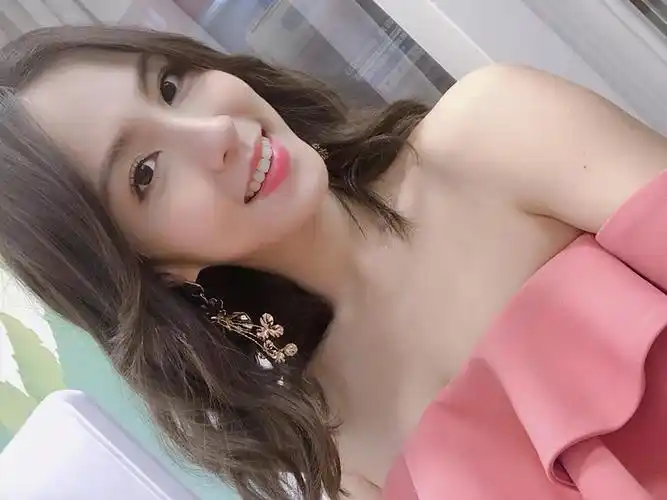 魏蔓mandy wei的图片